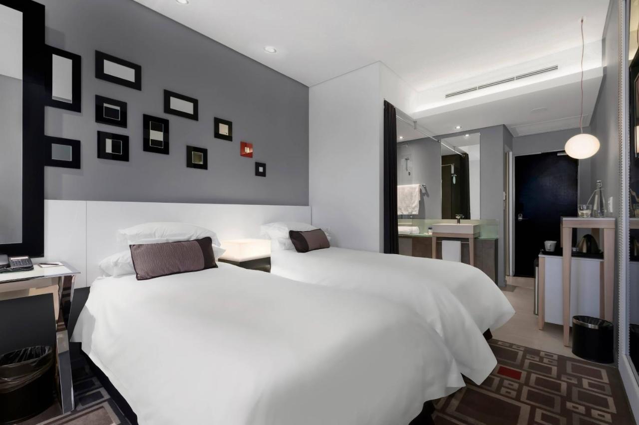Protea Hotel Fire & Ice! By Marriott Pretoria Menlyn Ngoại thất bức ảnh