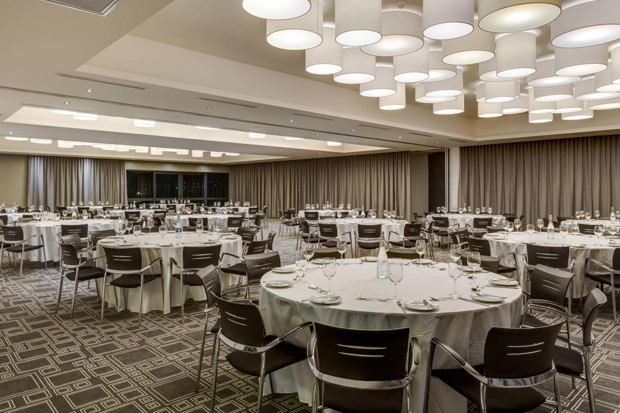 Protea Hotel Fire & Ice! By Marriott Pretoria Menlyn Ngoại thất bức ảnh