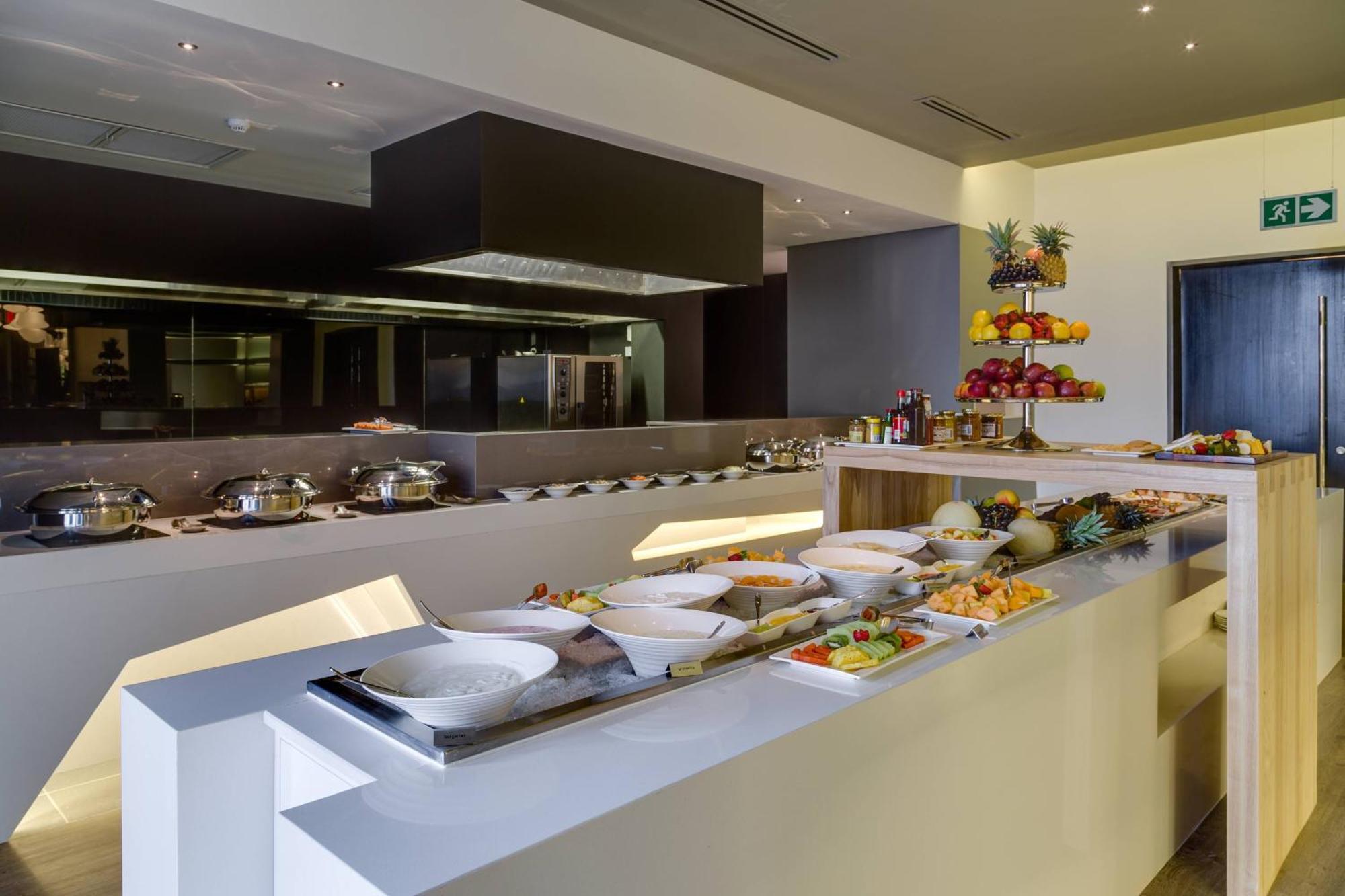 Protea Hotel Fire & Ice! By Marriott Pretoria Menlyn Ngoại thất bức ảnh