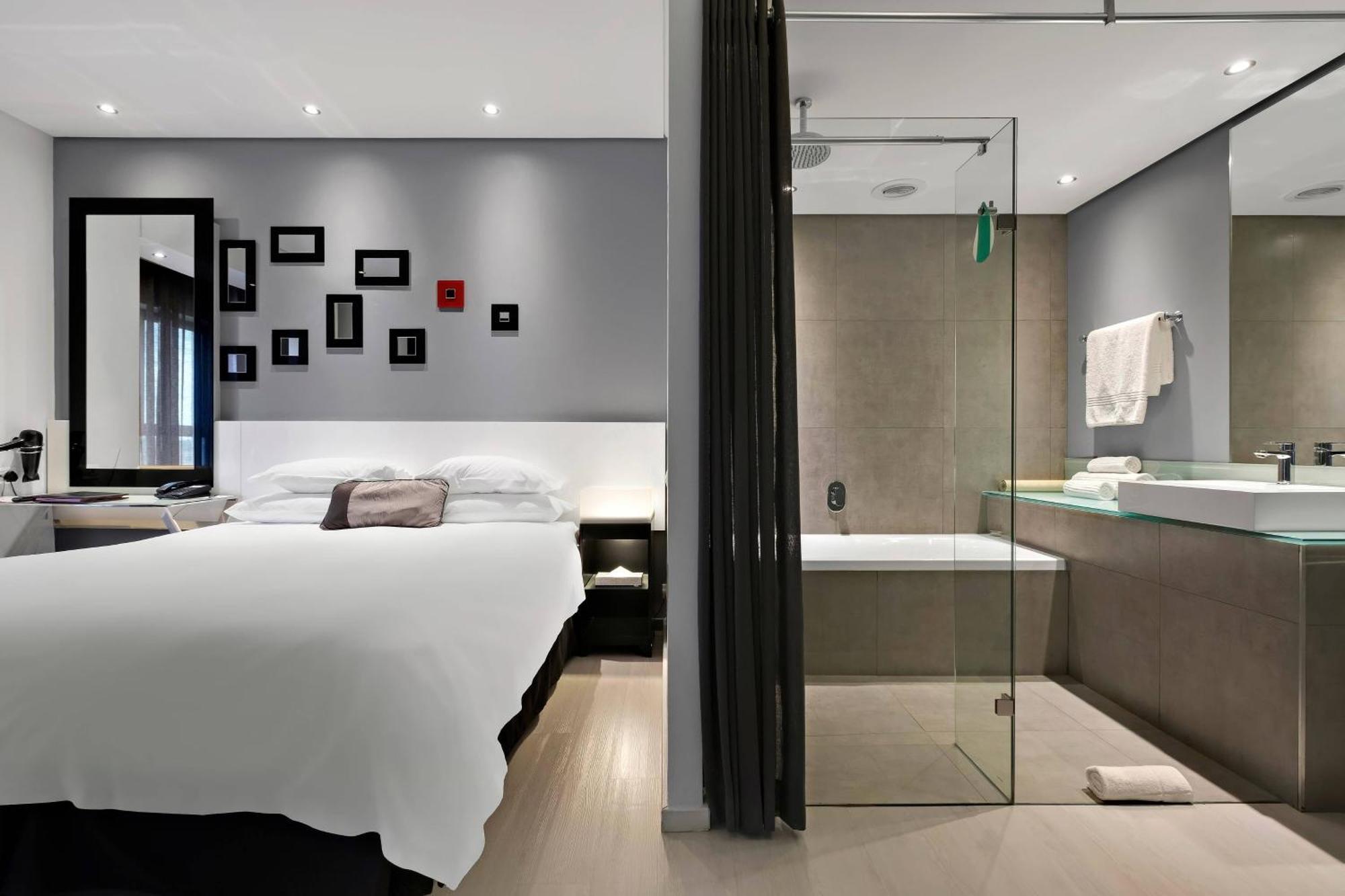 Protea Hotel Fire & Ice! By Marriott Pretoria Menlyn Ngoại thất bức ảnh