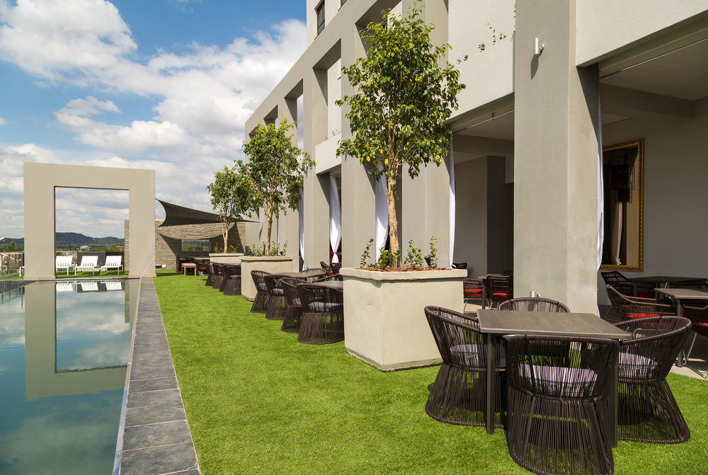 Protea Hotel Fire & Ice! By Marriott Pretoria Menlyn Ngoại thất bức ảnh