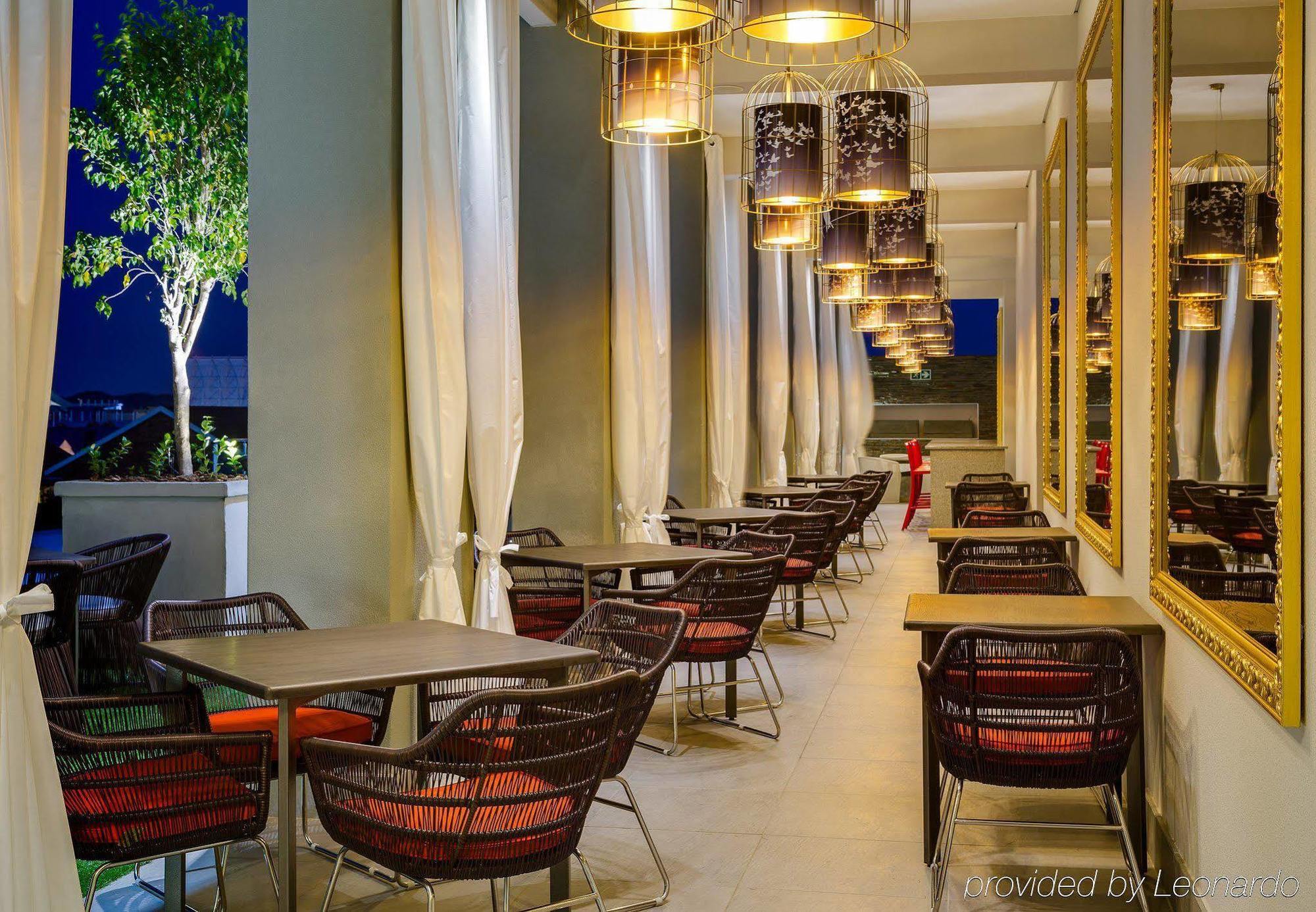 Protea Hotel Fire & Ice! By Marriott Pretoria Menlyn Ngoại thất bức ảnh